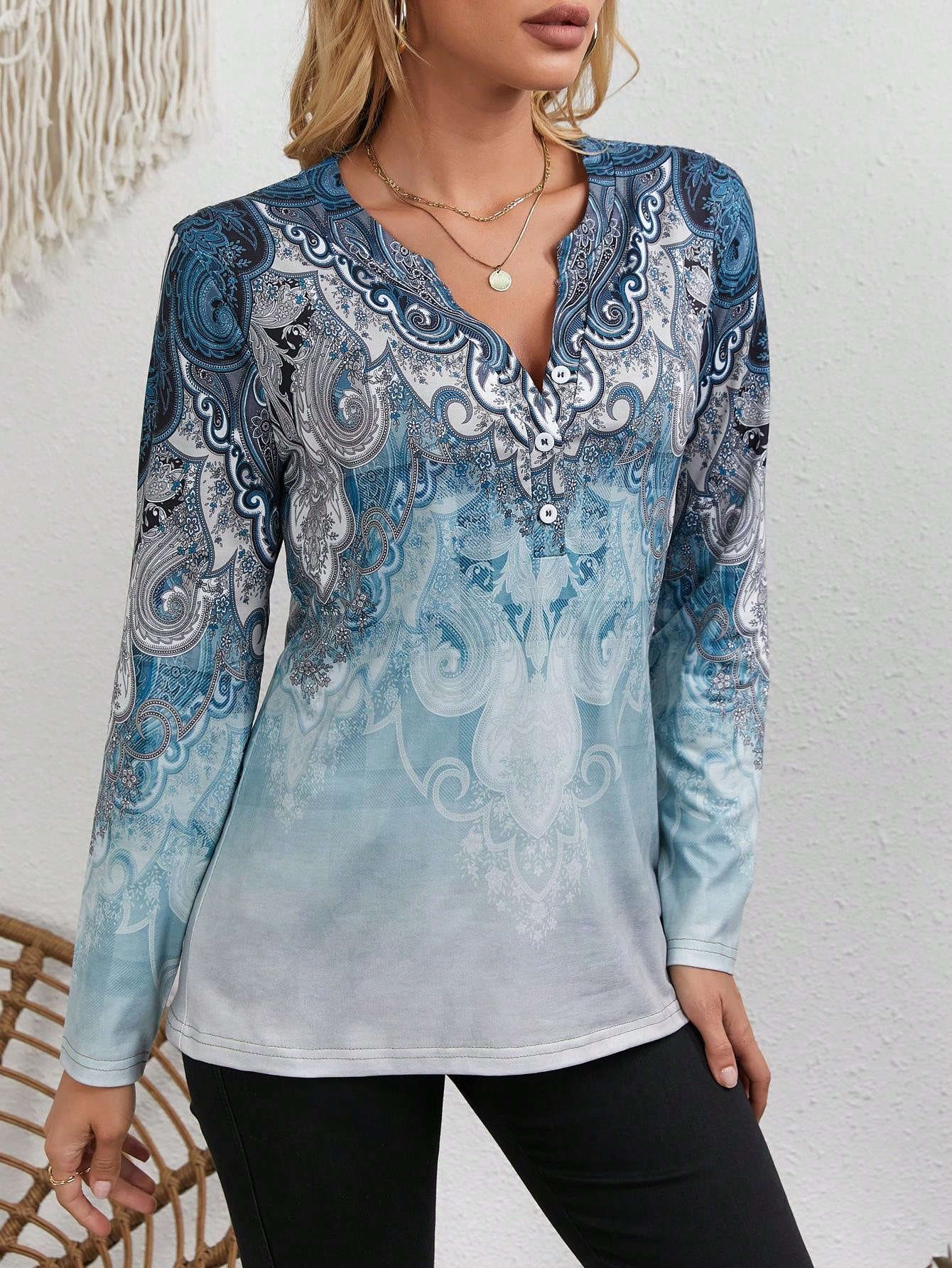 Dames top in etnische stijl: v - Vintage Fashion Style recensie en prijs