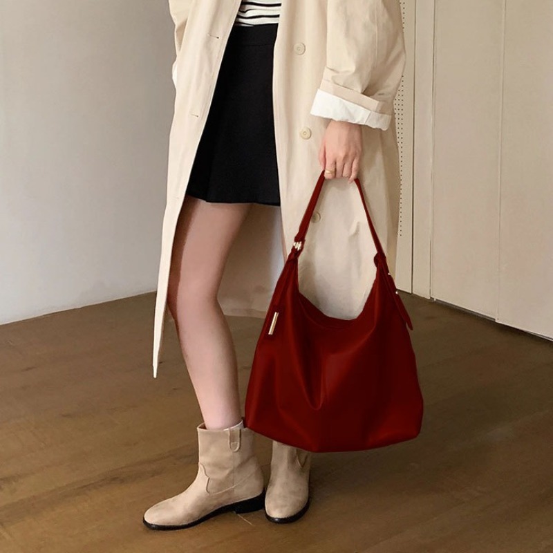 Vintage draagtas met grote cap - Vintage Fashion Shop recensie en prijs
